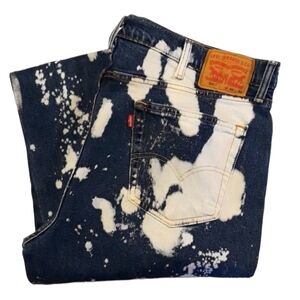 541 Levi Strauss & Co. Jeans. Men's Size: Waist 40x34 Inseam.